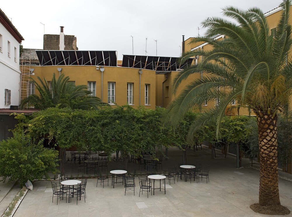Jardines del establecimiento
