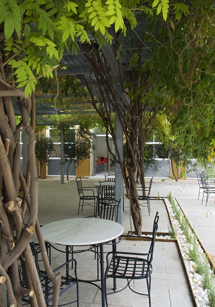 Jardines del establecimiento