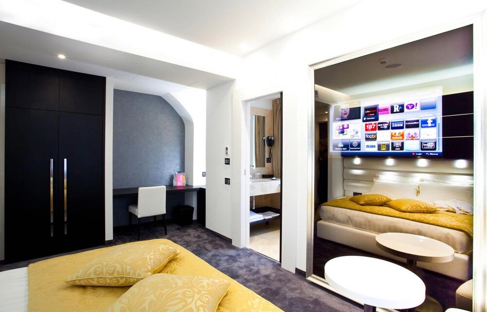 Guestroom