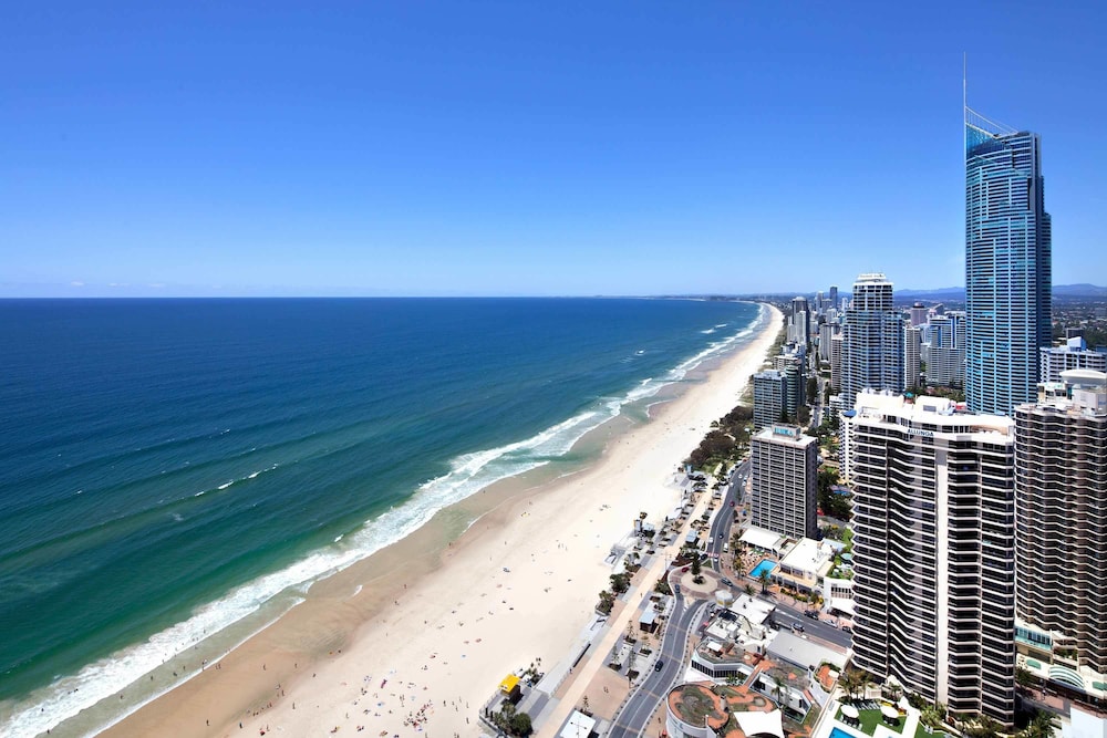 3 Bedroom Penthouse - Guestroom View