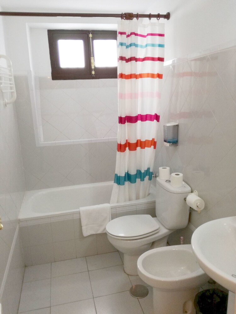 Economy Duplex, 1 Bedroom - Bathroom