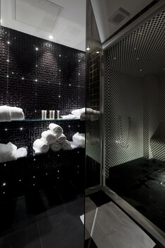 Steam Room