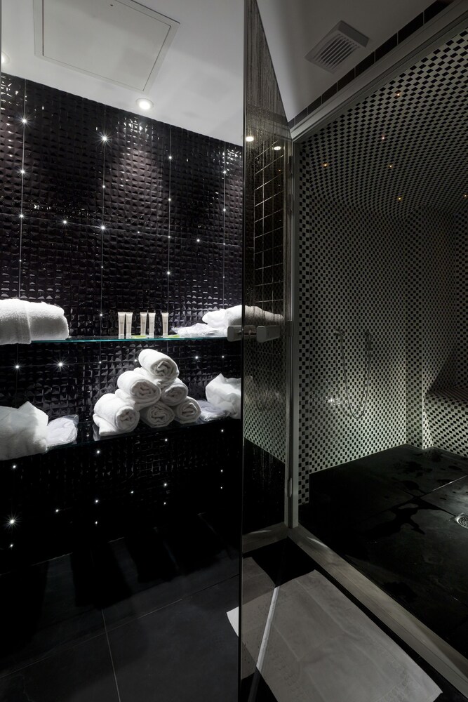 Steam Room