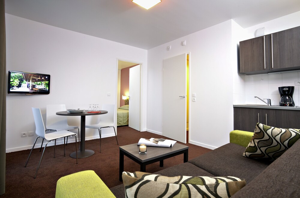 Apartment - Guestroom