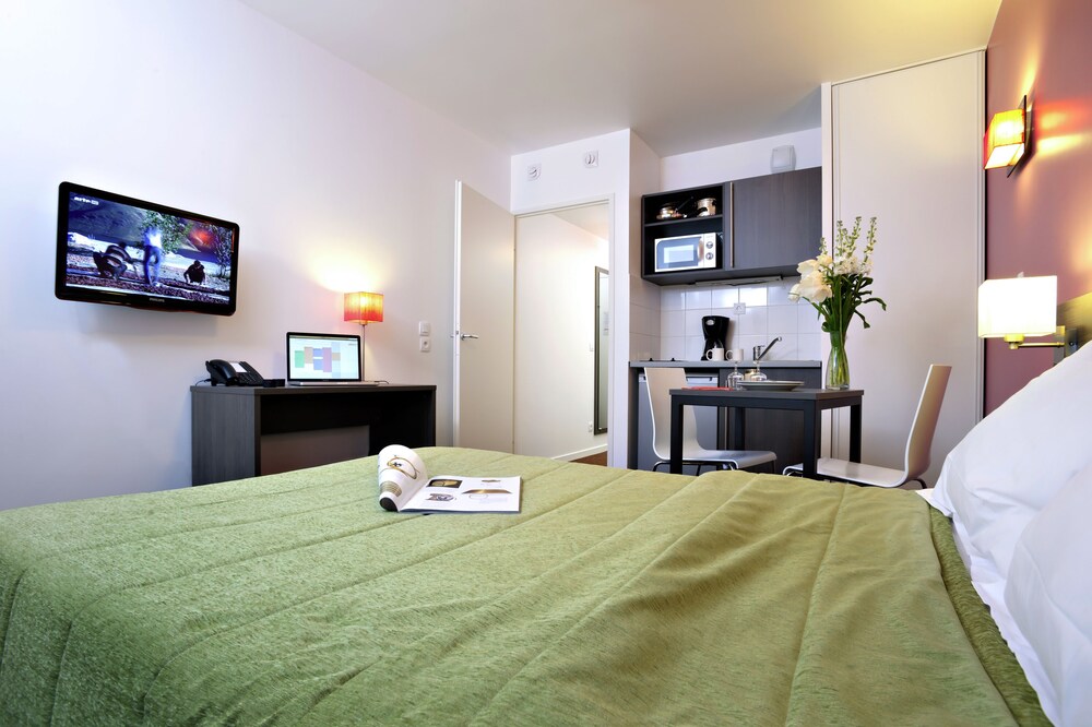 Room, Aparthotel Adagio access Paris Asnieres