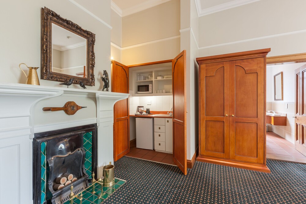 In-Room Kitchenette