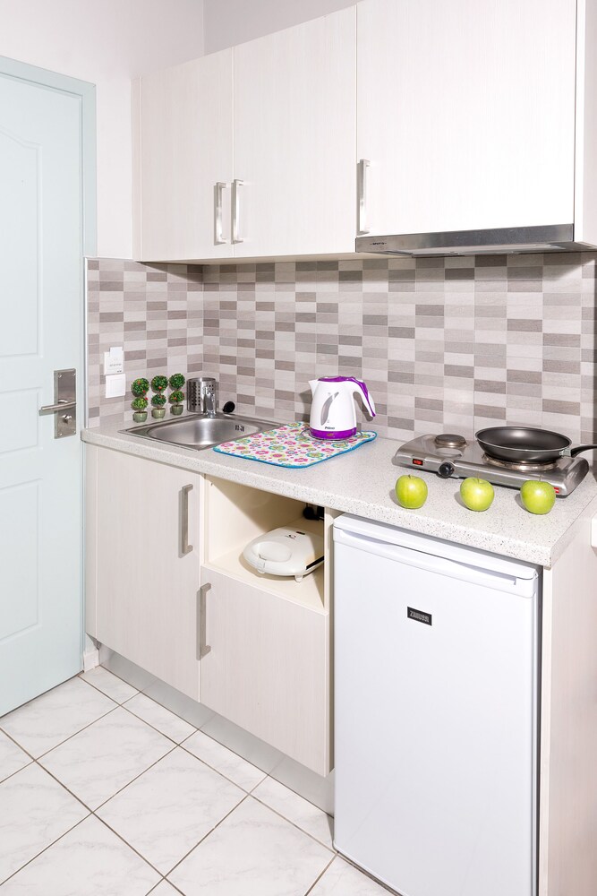 In-Room Kitchenette