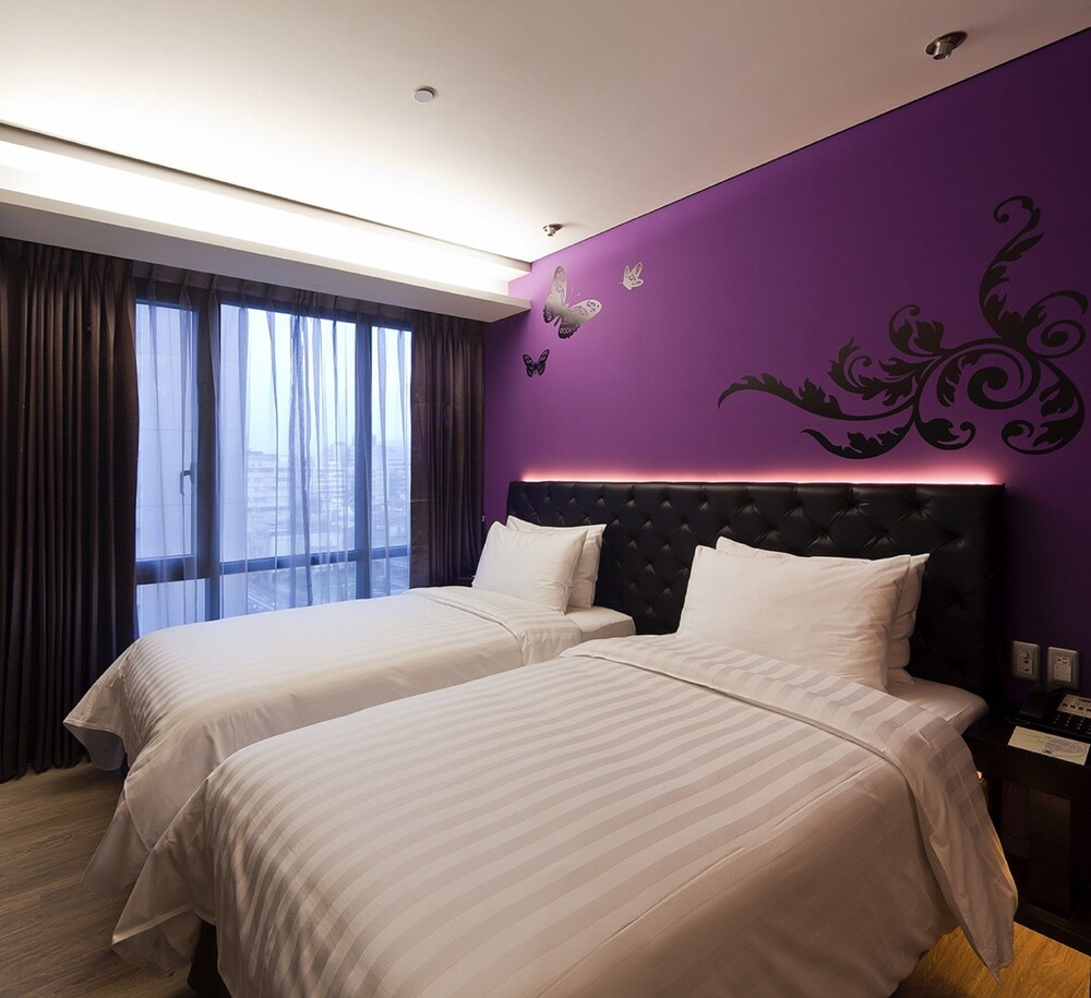 Guestroom
