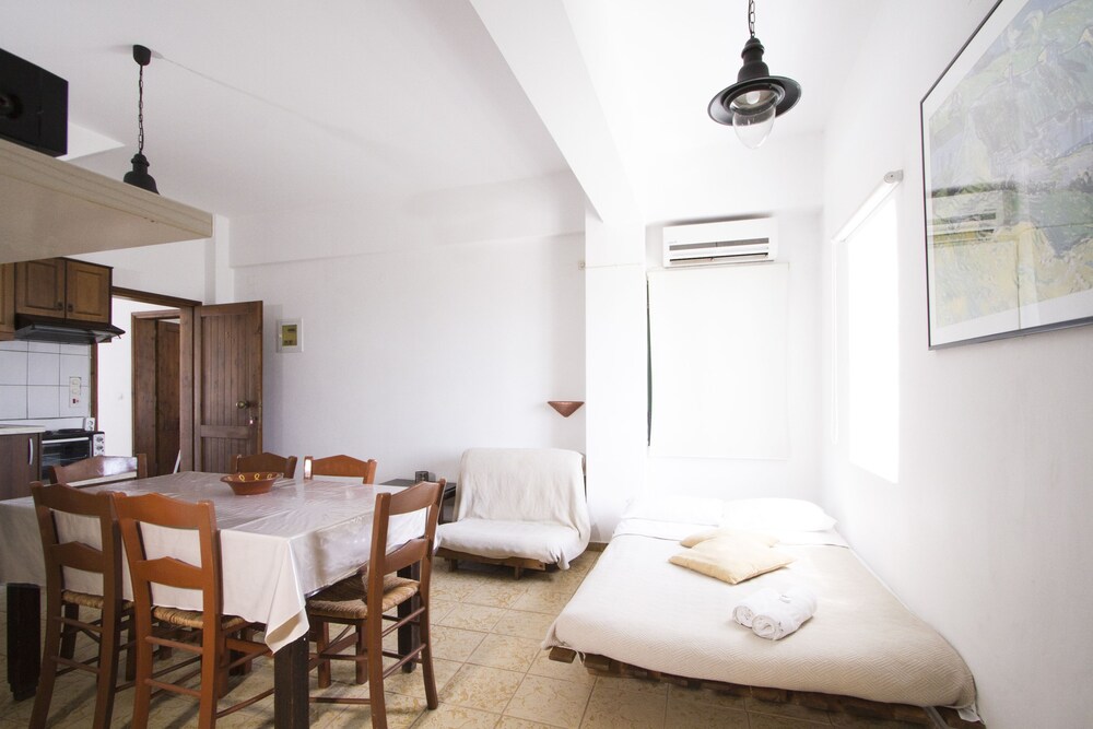 Family Apartment, Sea View (2 Bedrooms) - Guestroom