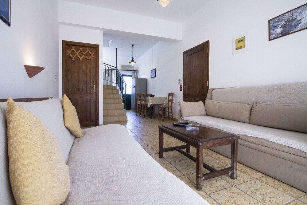 Duplex, 1 Bedroom (Partial Sea view\Pool view) - Living Room