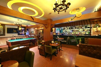 Hotel Bar