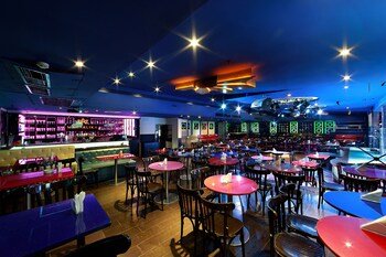 Hotel Bar