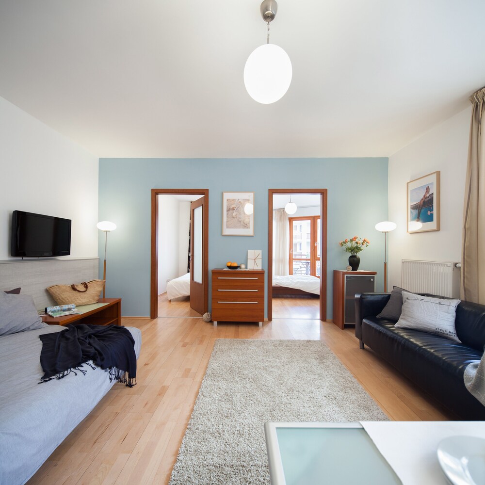 Apartment, 2 Bedrooms, Balcony - Guestroom