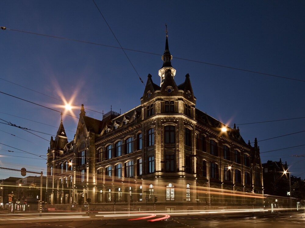 Hotel Front - Evening/Night