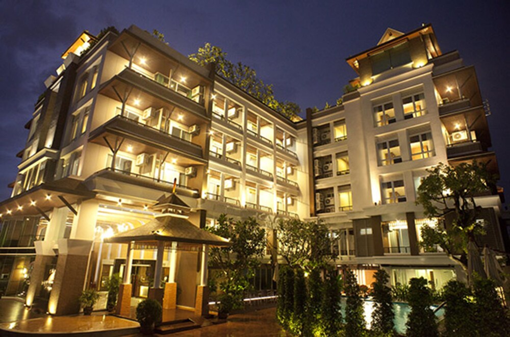 Hotel Front - Evening/Night