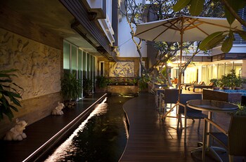 Sundeck