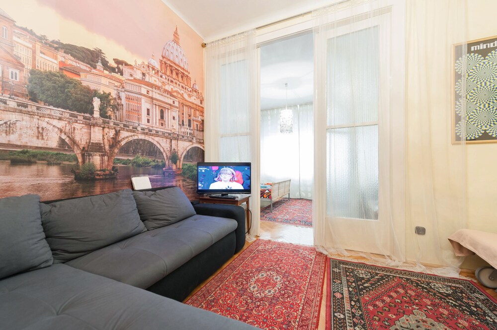 Apartment, 1 Bedroom - Living Room
