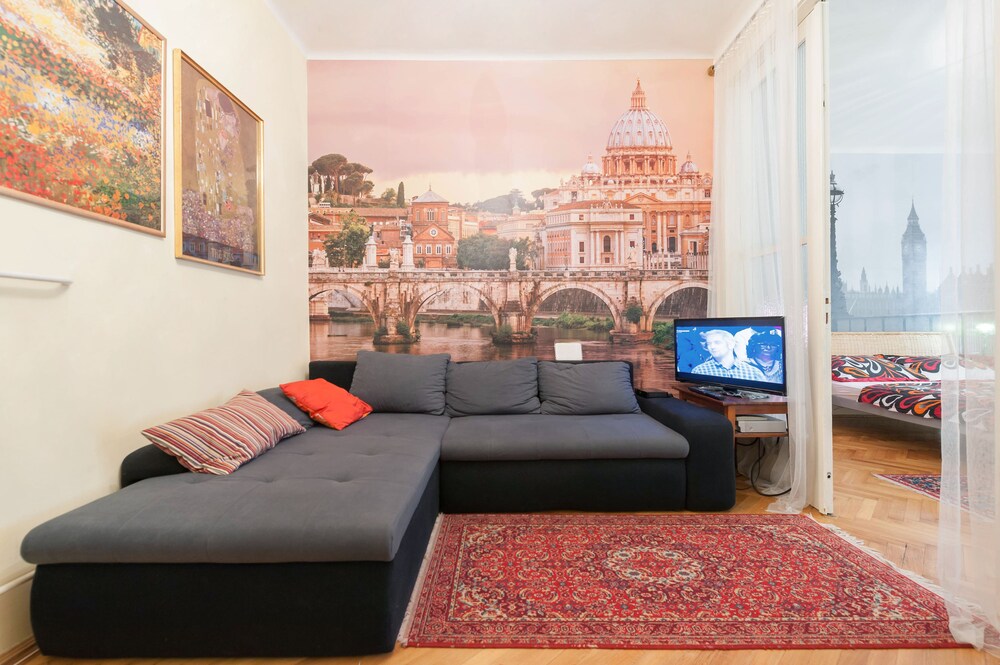 Apartment, 1 Bedroom - Living Room