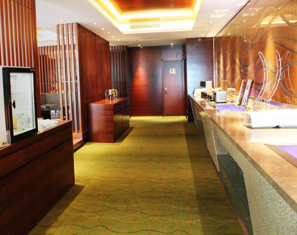 Hotel Lounge