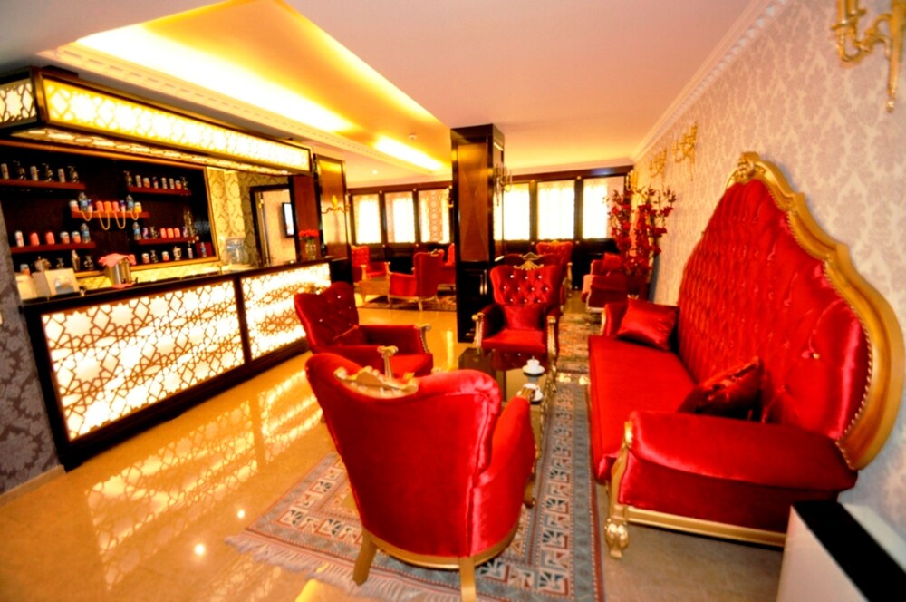 Hotel Lounge