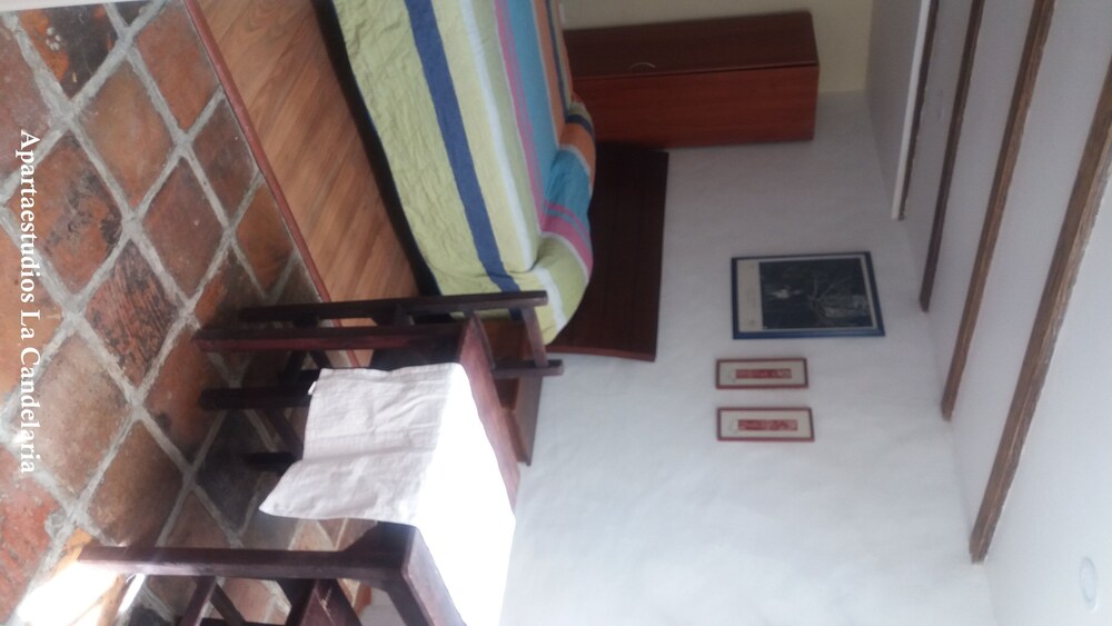Standard Apartment - Guestroom