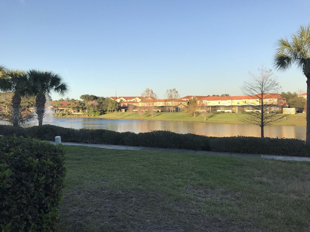 Premium Townhome, 2 Bedrooms, Lake View, Lakeside - Terrace/Patio