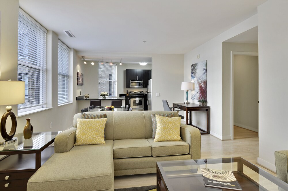 Apartment, 1 Bedroom - Living Room