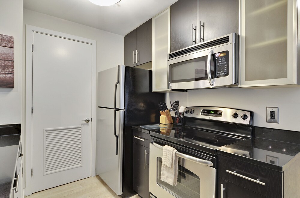 Apartment, 1 Bedroom - In-Room Kitchen