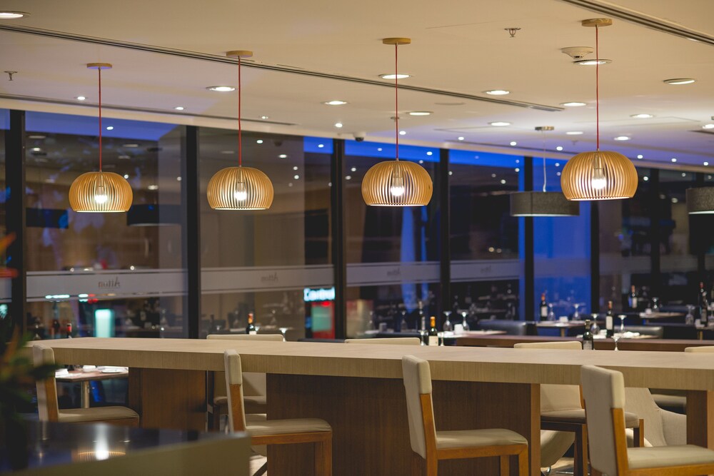 Food Court