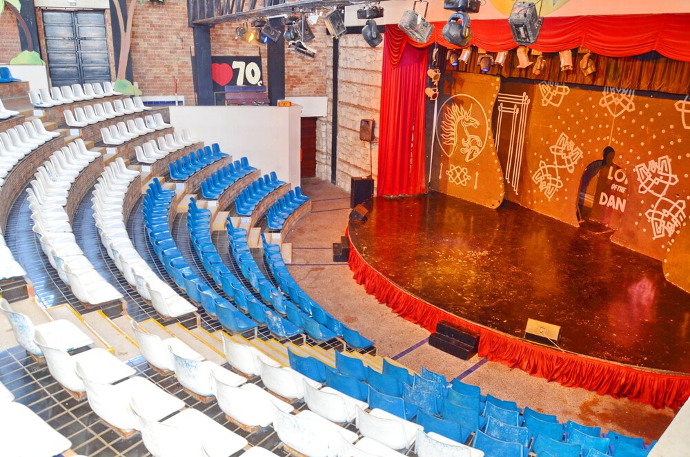 Theater Show