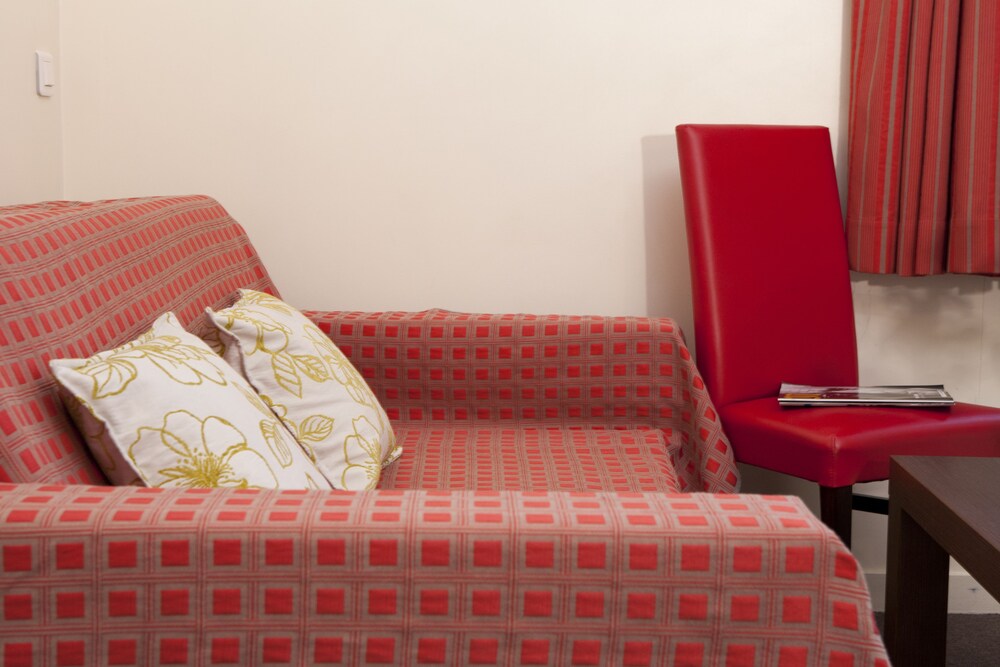 Standard Studio, 1 Bedroom, Accessible, Kitchenette - Living Room