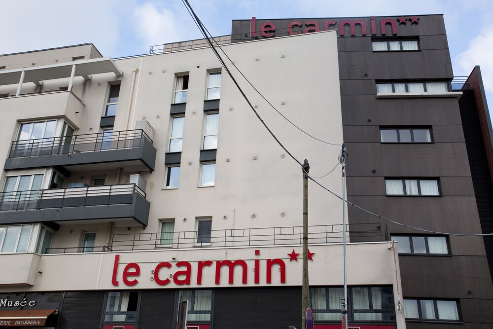 Front of property, Le Carmin