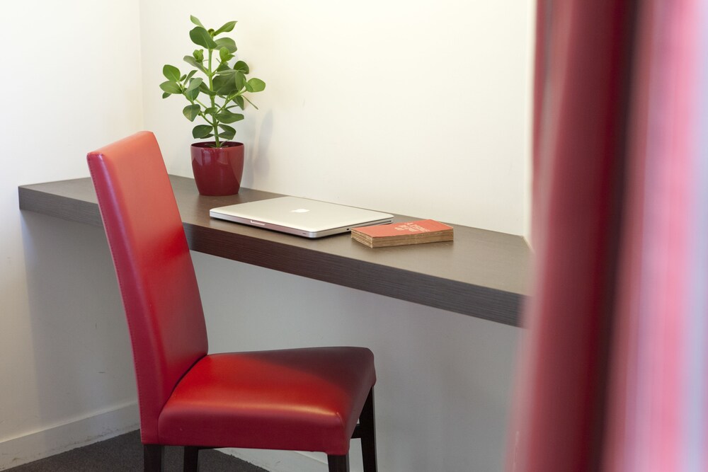 Standard Studio, 1 Bedroom, Accessible, Kitchenette - Room Amenity