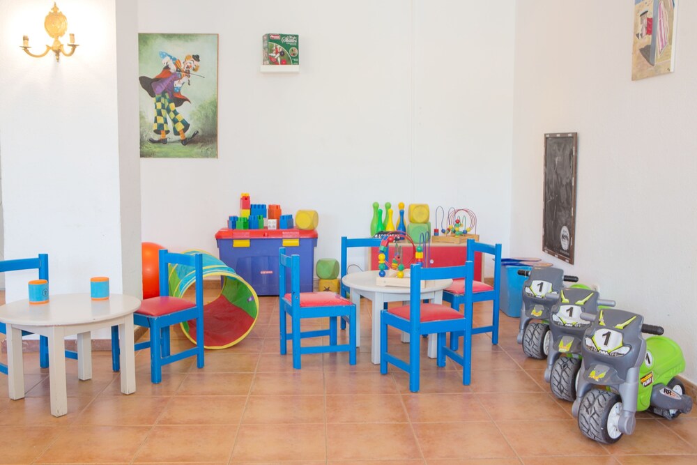 Childrens Area