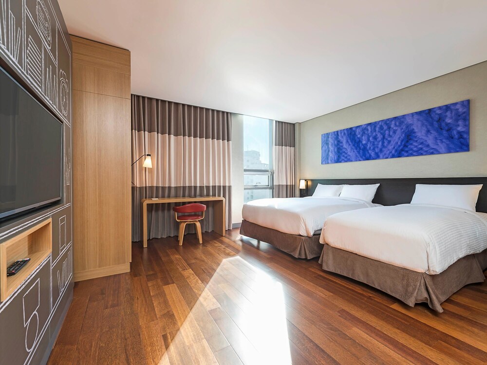 Guestroom