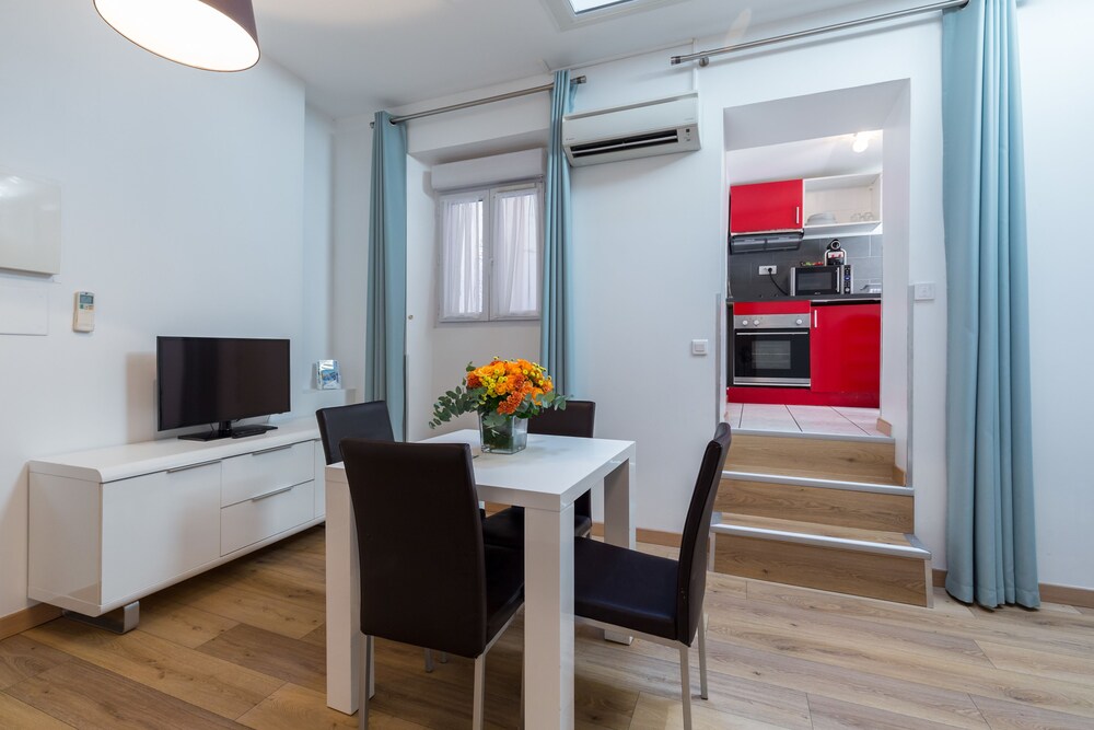 Superior Apartment, Kitchen - Guestroom