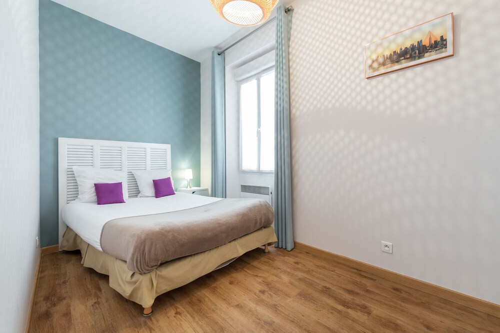 Superior Apartment, Kitchen - Guestroom