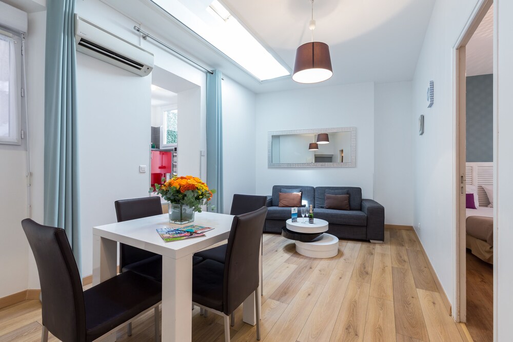 Superior Apartment, Kitchen - In-Room Dining