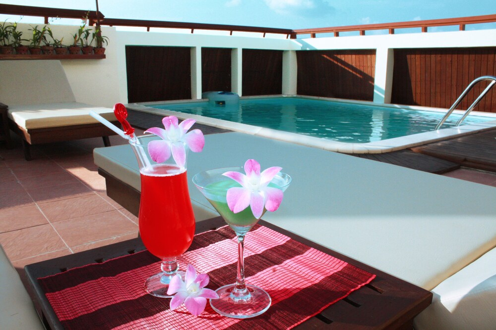 Rooftop Pool