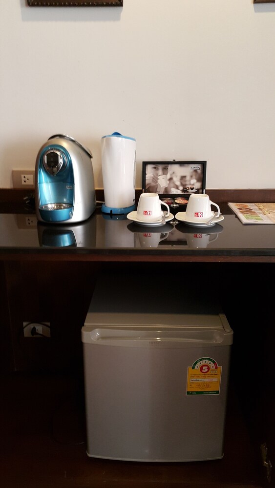 Mini-Refrigerator