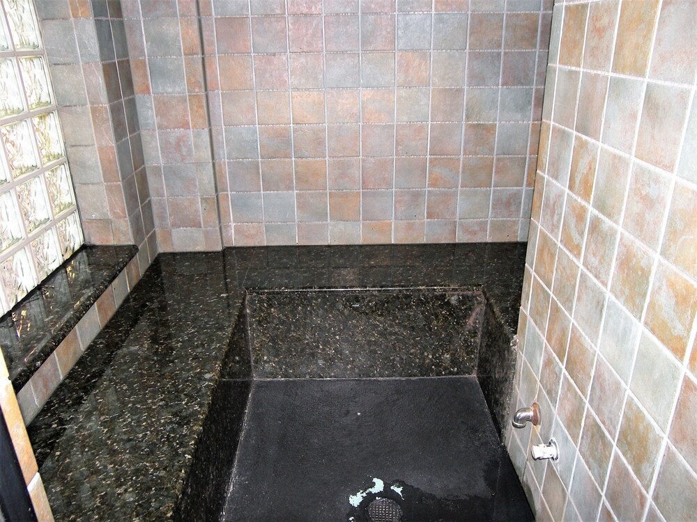 Steam Room