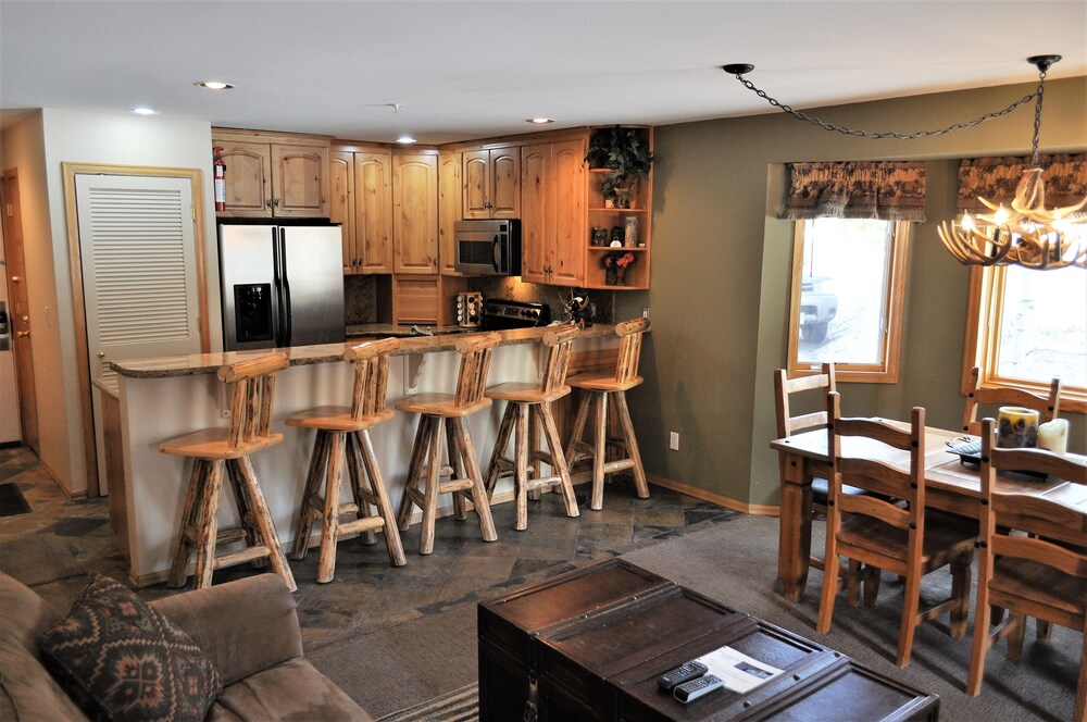 2 Bedroom Standard - In-Room Kitchen