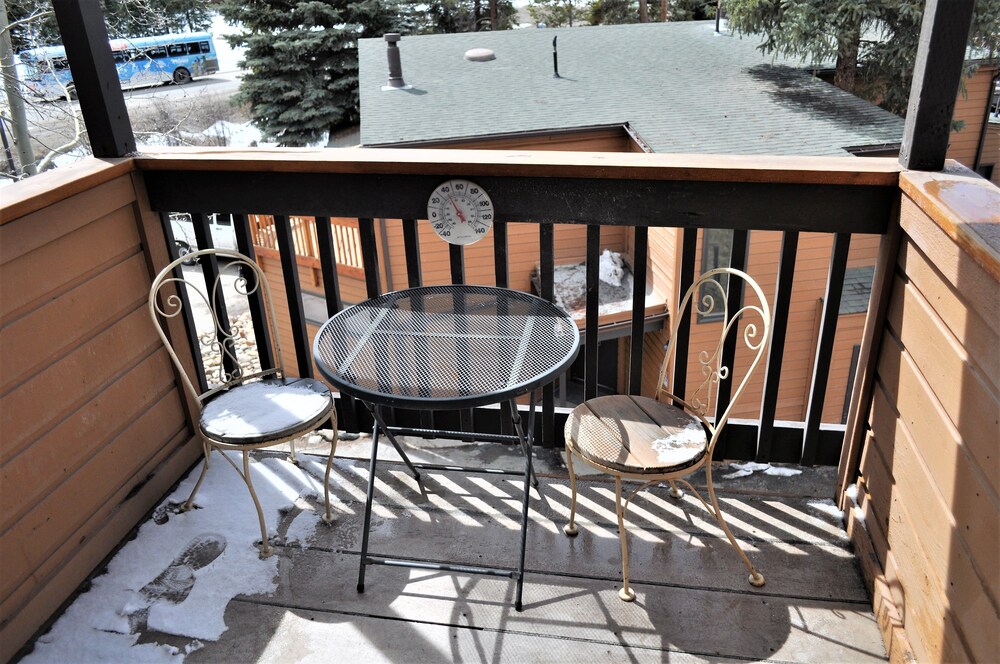 3 Bedroom Standard - Balcony