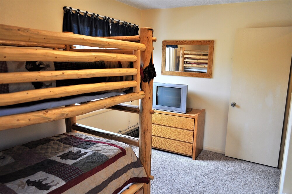 3 Bedroom Standard - Guestroom