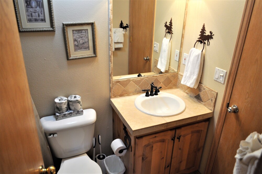 2 Bedroom Standard - Bathroom