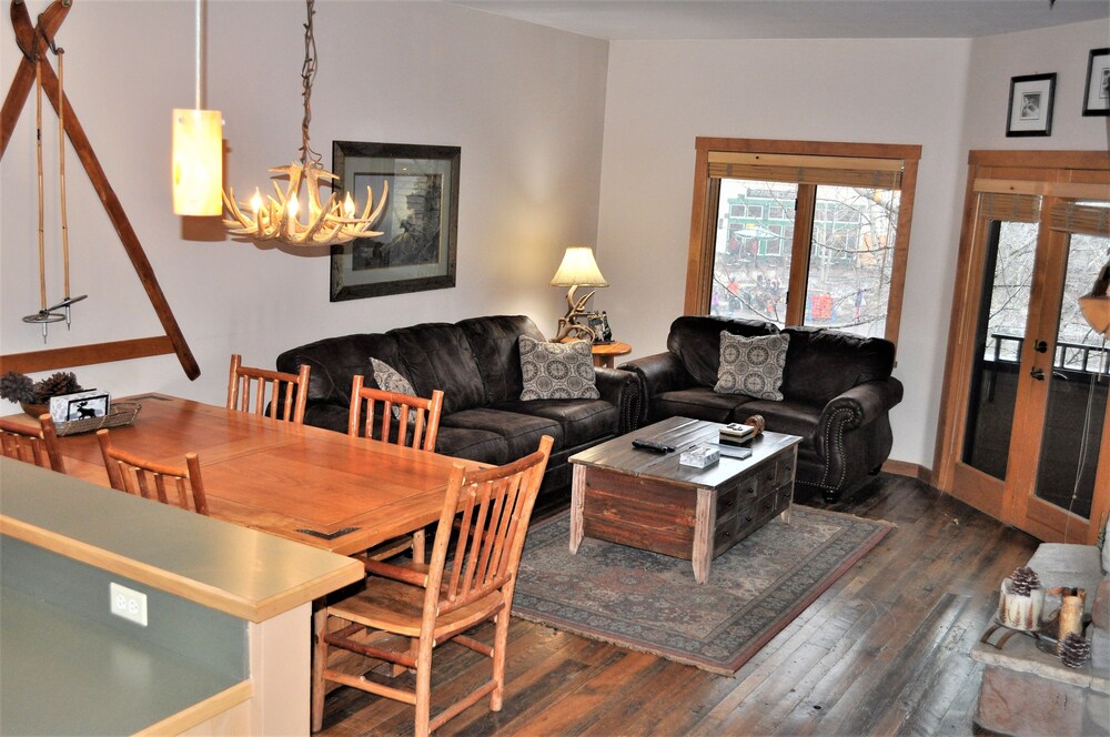 Standard Room, 1 Bedroom - Living Area