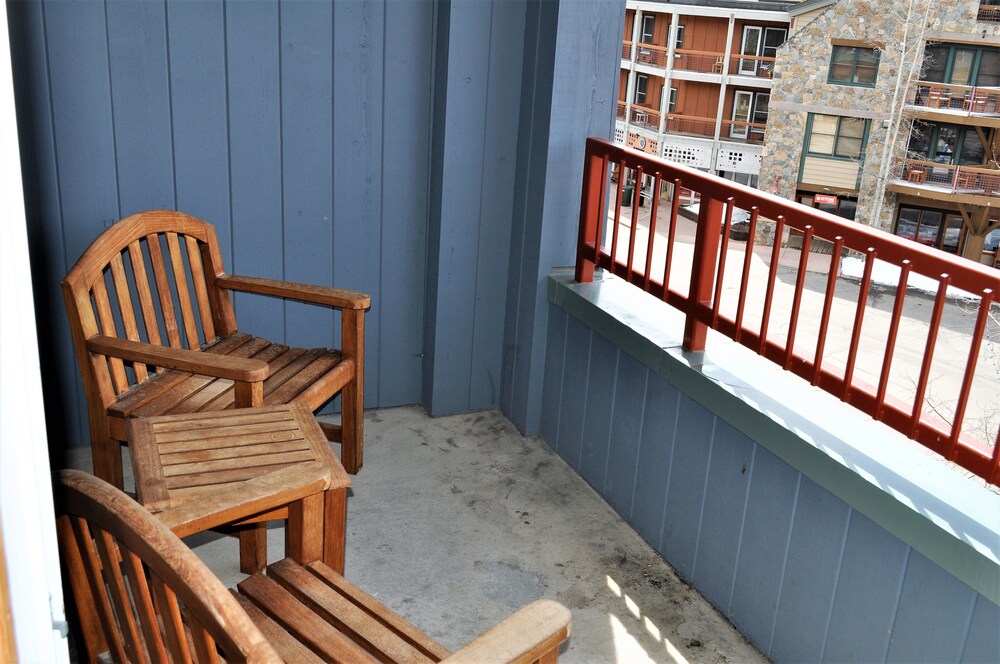 2 Bedroom Standard - Balcony