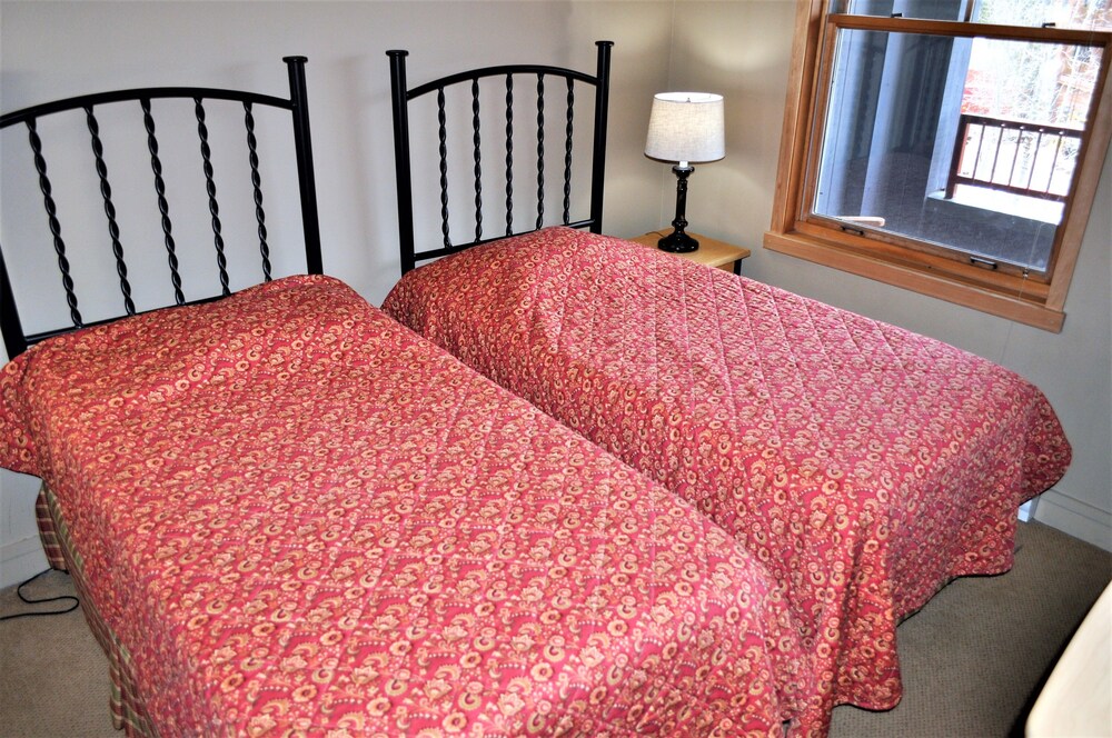 2 Bedroom Standard - Guestroom