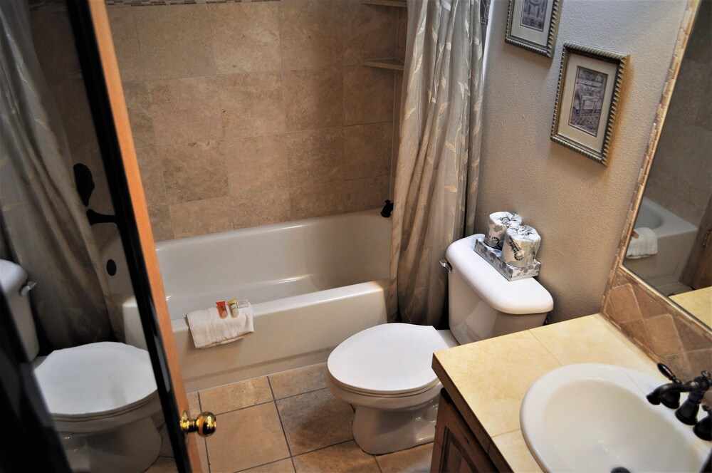 2 Bedroom Standard - Bathroom