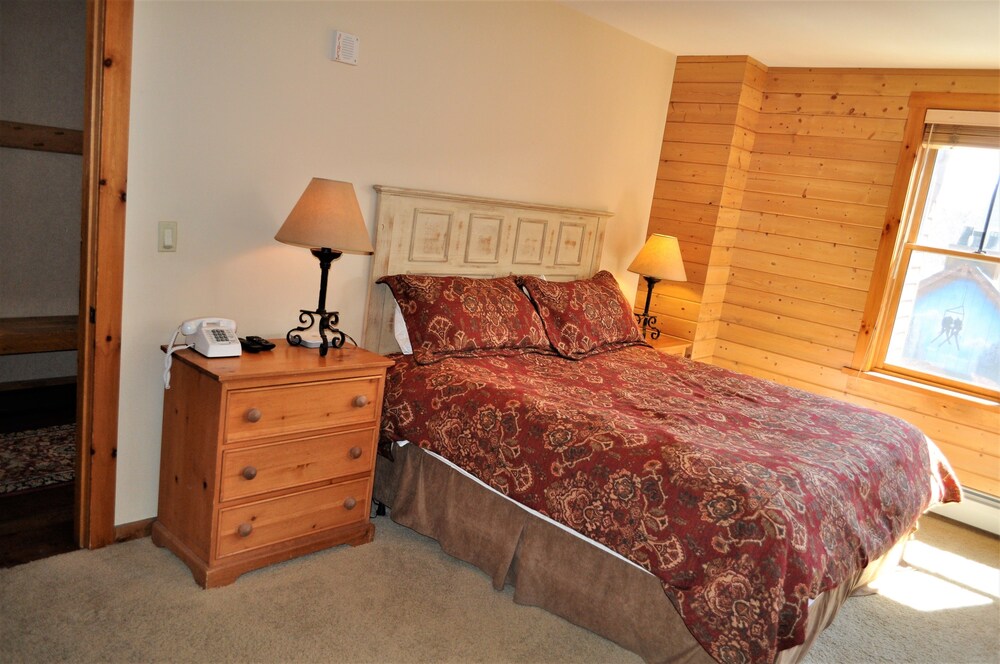 3 Bedroom Deluxe - Guestroom